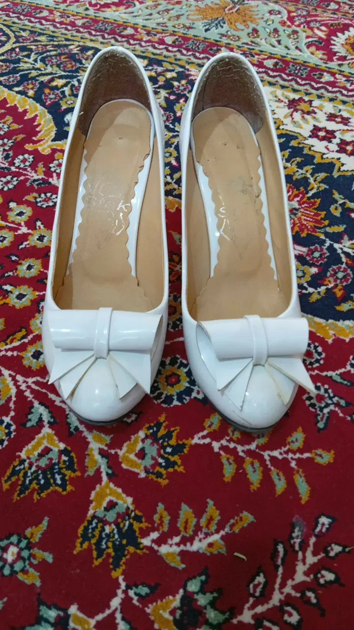 کفش|کیف، کفش، کمربند|ارومیه, |دیوار