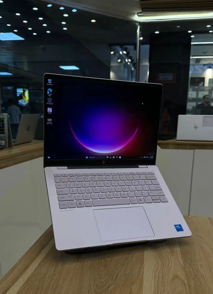 Hp Omnibook 7|رایانه همراه|تهران, فلسطین (میدان انقلاب)|دیوار