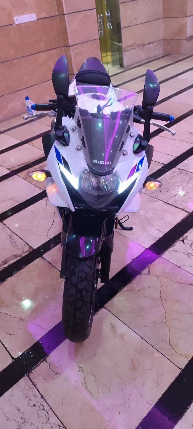 SUZUKI gsx250R|موتورسیکلت|تهران, یافتآباد|دیوار