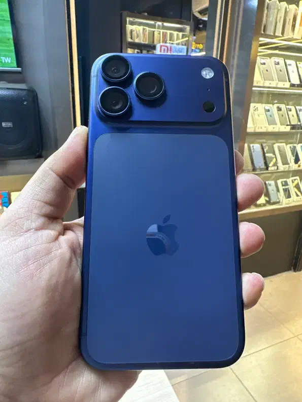 فروش ویژه آیفون ۱۷ پرومکس / باتری ۱۰۰٪ و ۳۳ سیکل|موبایل|مشهد, بهشت|دیوار