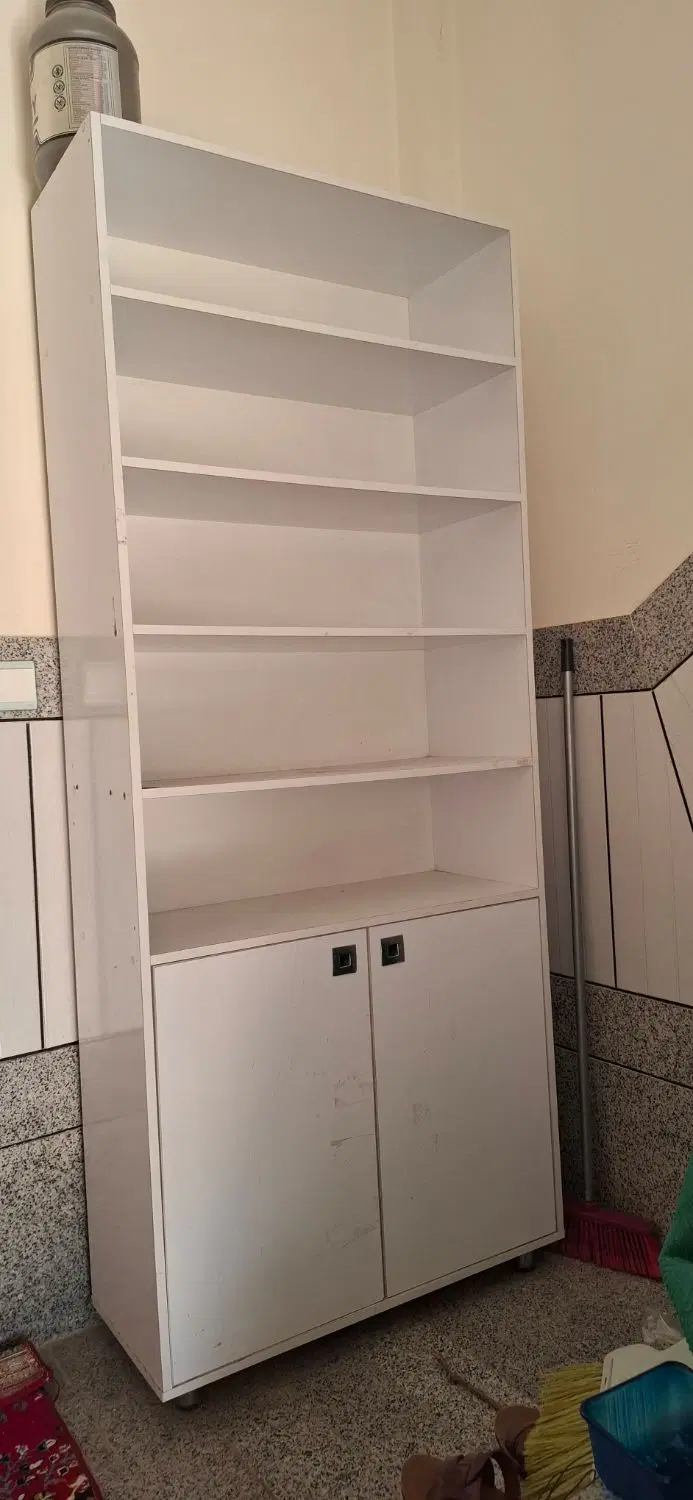 قفسه|کتابخانه، شلف، قفسههای دیواری|پیر بکران, |دیوار