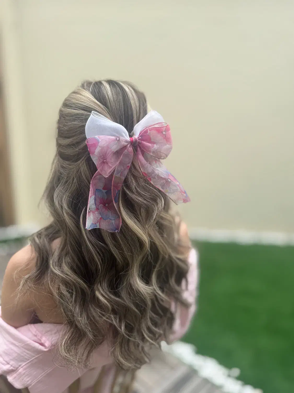 انجام کلیه خدمات رنگ و لایت|خدمات آرایشگری و زیبایی|آمل, |دیوار