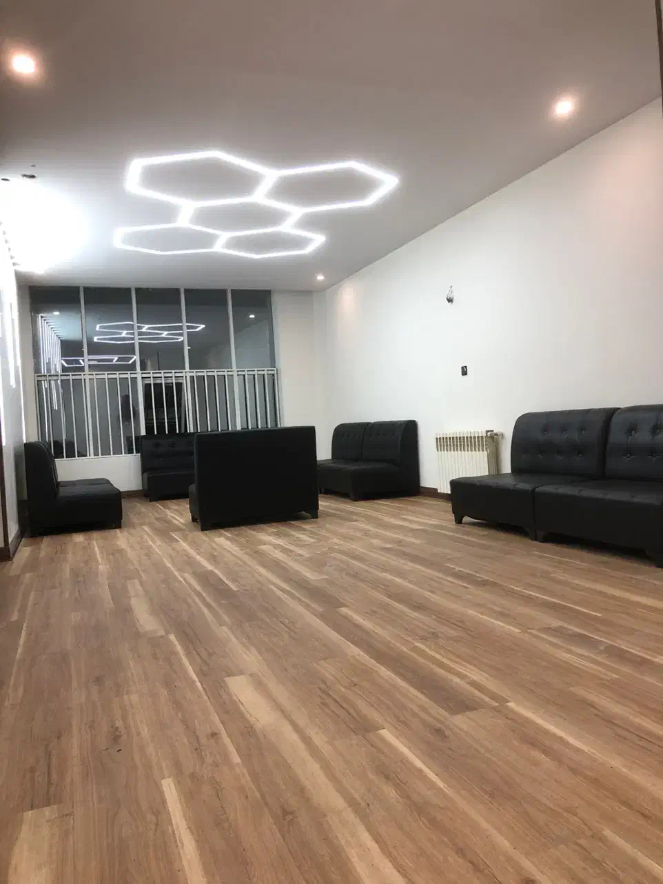 اجاره دفترکار باغستان