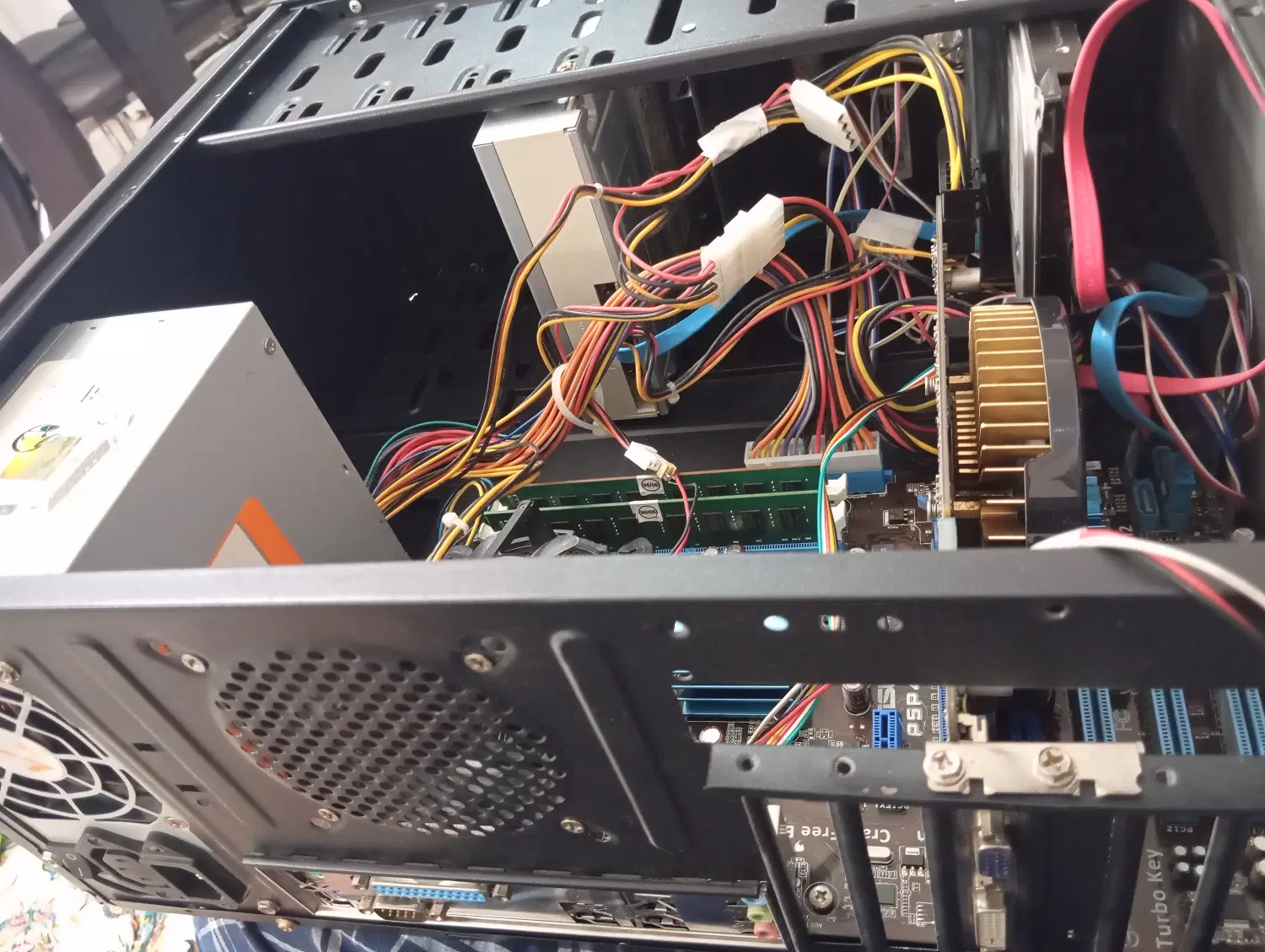 کیس ddr3 قوی|رایانه رومیزی|اراک, |دیوار