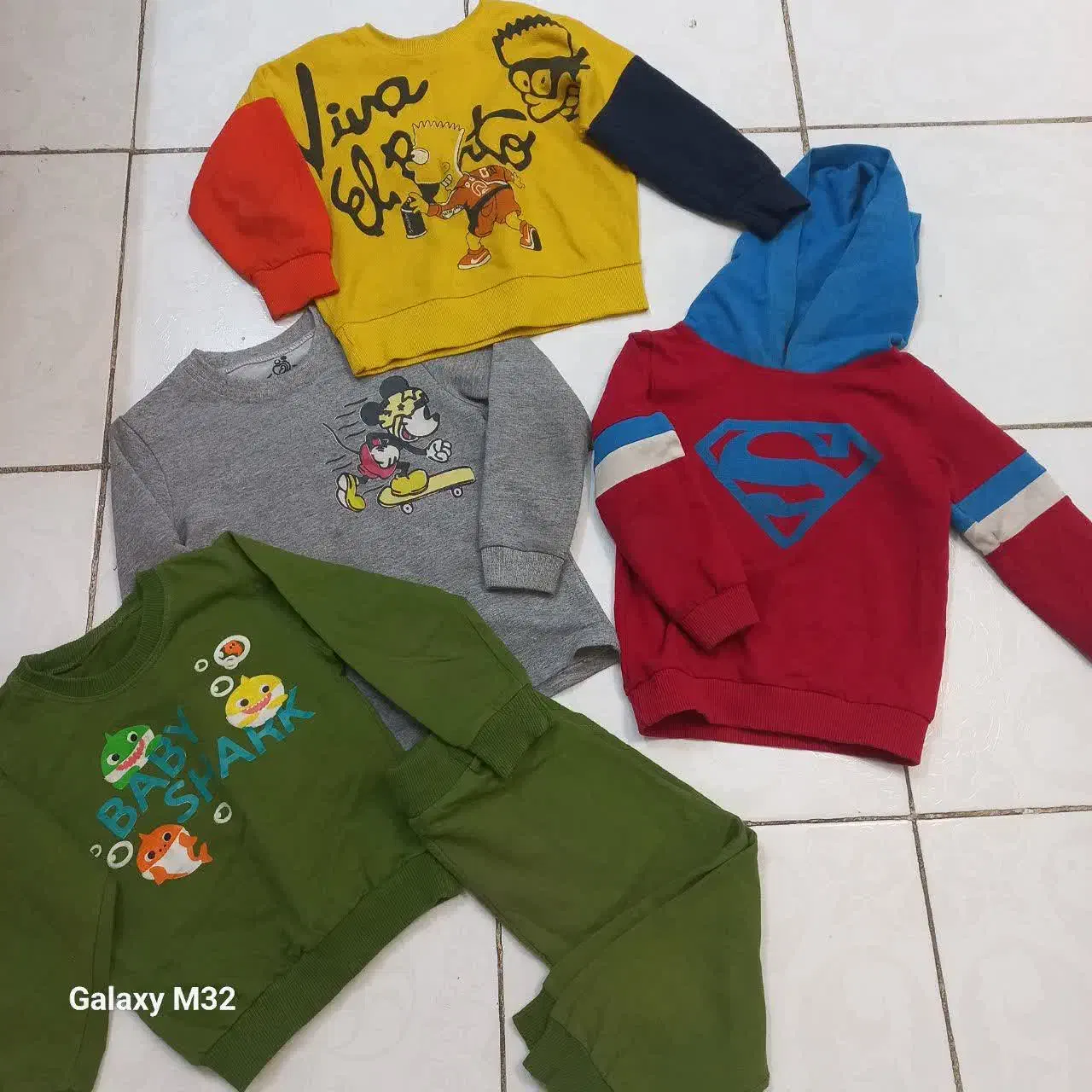 لباس بچه|کفش و لباس بچه|مشهد, دانشجو|دیوار