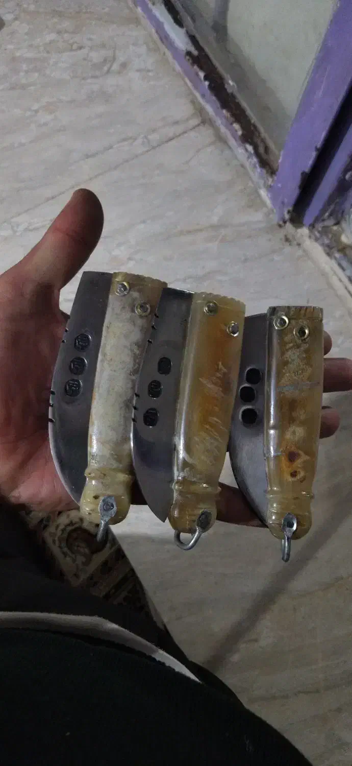 چاقو|کلکسیون اشیاء عتیقه|کرمانشاه, |دیوار