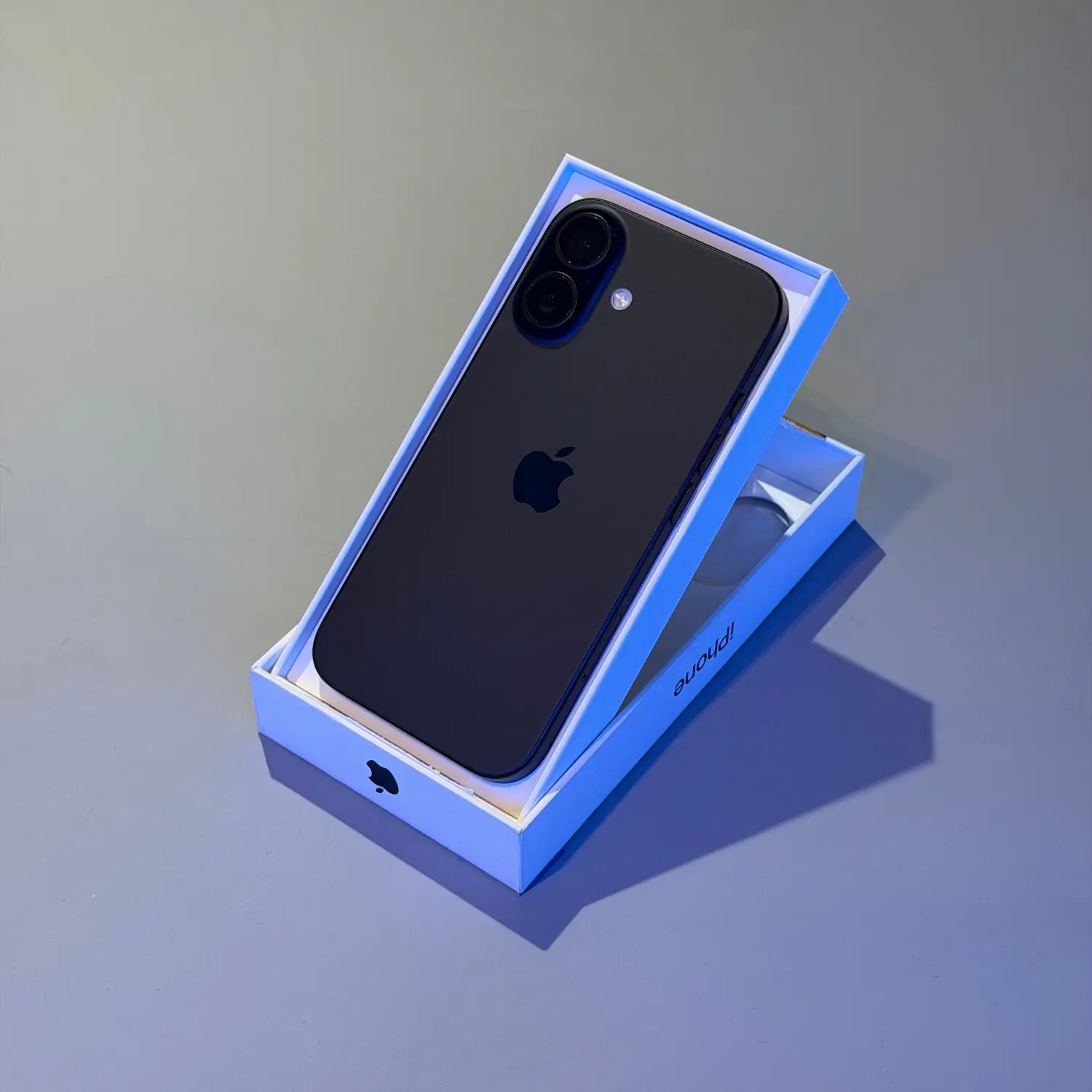 iPhone 16 normal|موبایل|اصفهان, جلفا|دیوار