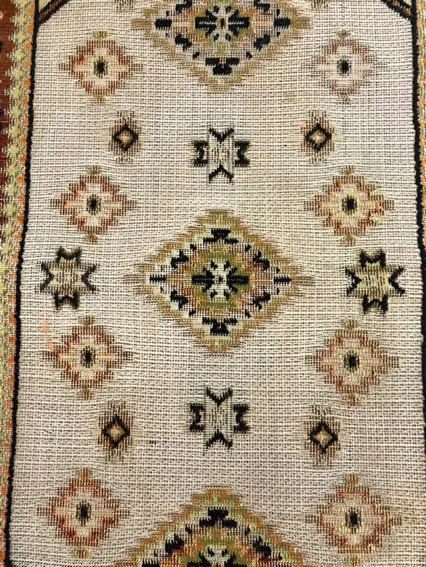 پادری|پادری|کرج, برغان|دیوار