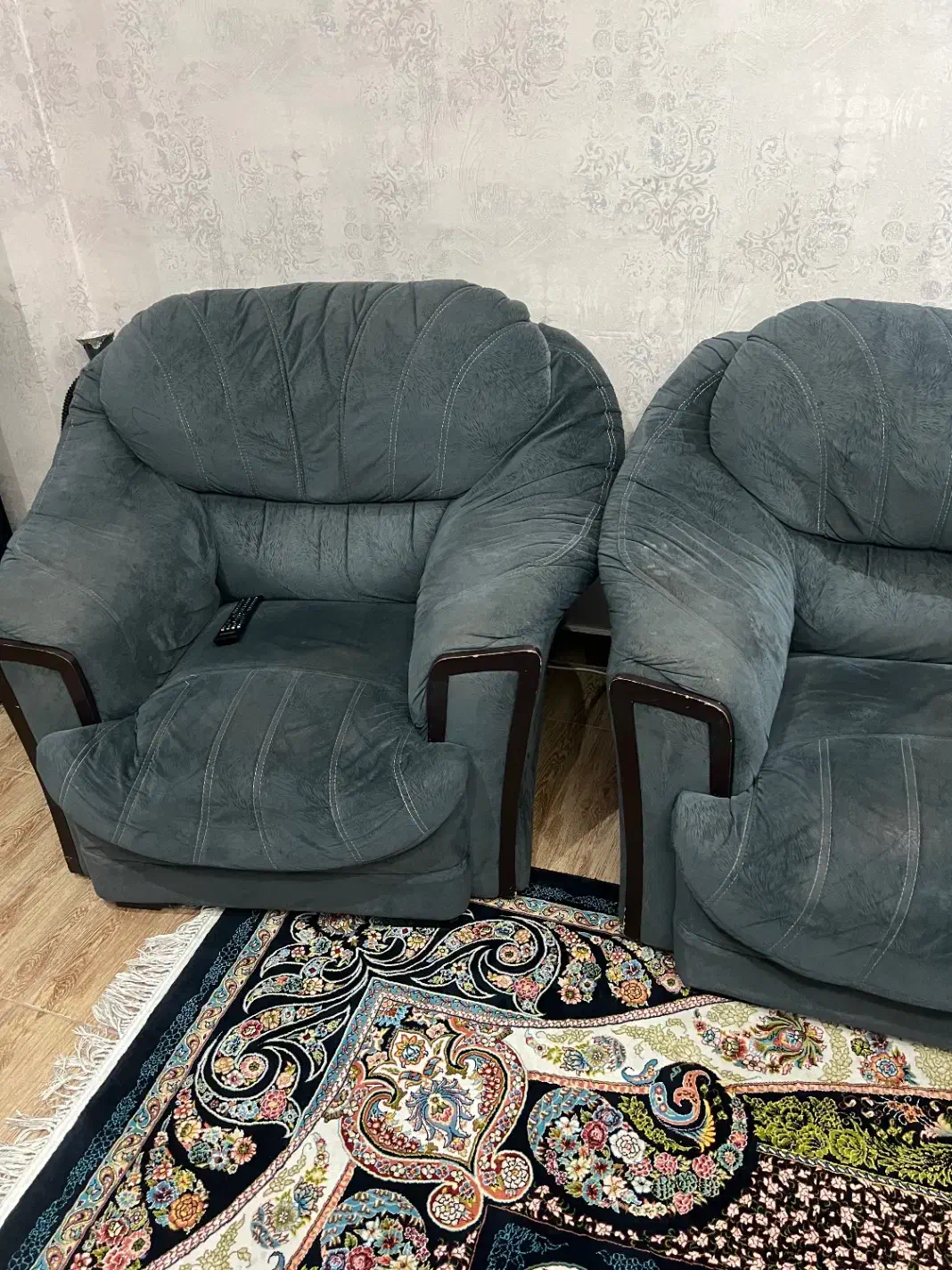 مبل راحتی|مبلمان خانگی و میز عسلی|رشت, یخسازی|دیوار