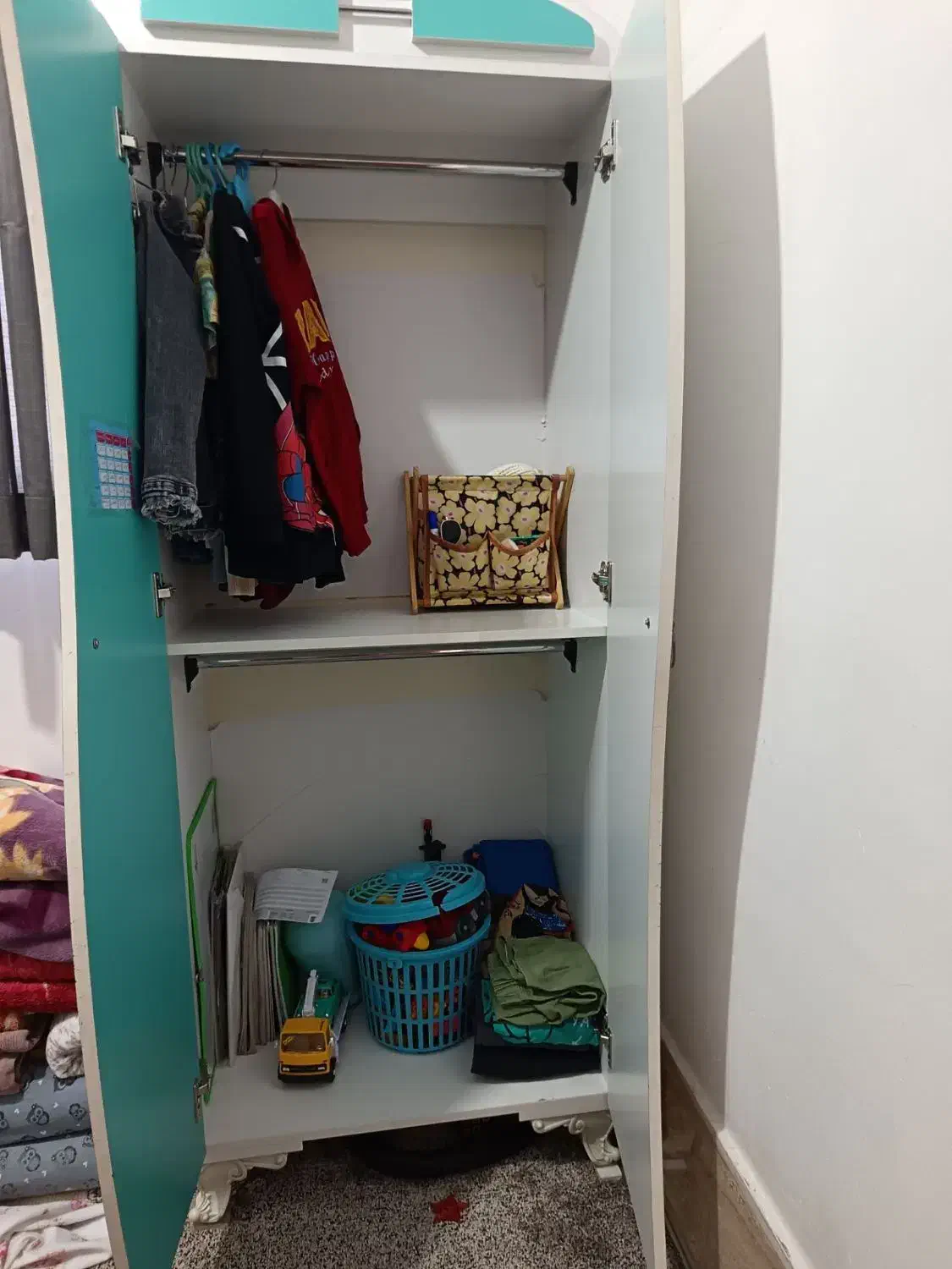 کمد بچه|جاکفشی، کمد، دراور|قم, قلعه کامکار|دیوار