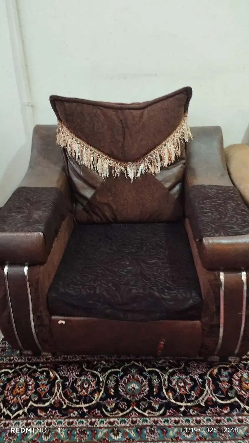 مبل|مبلمان خانگی و میز عسلی|فولادشهر, B1|دیوار