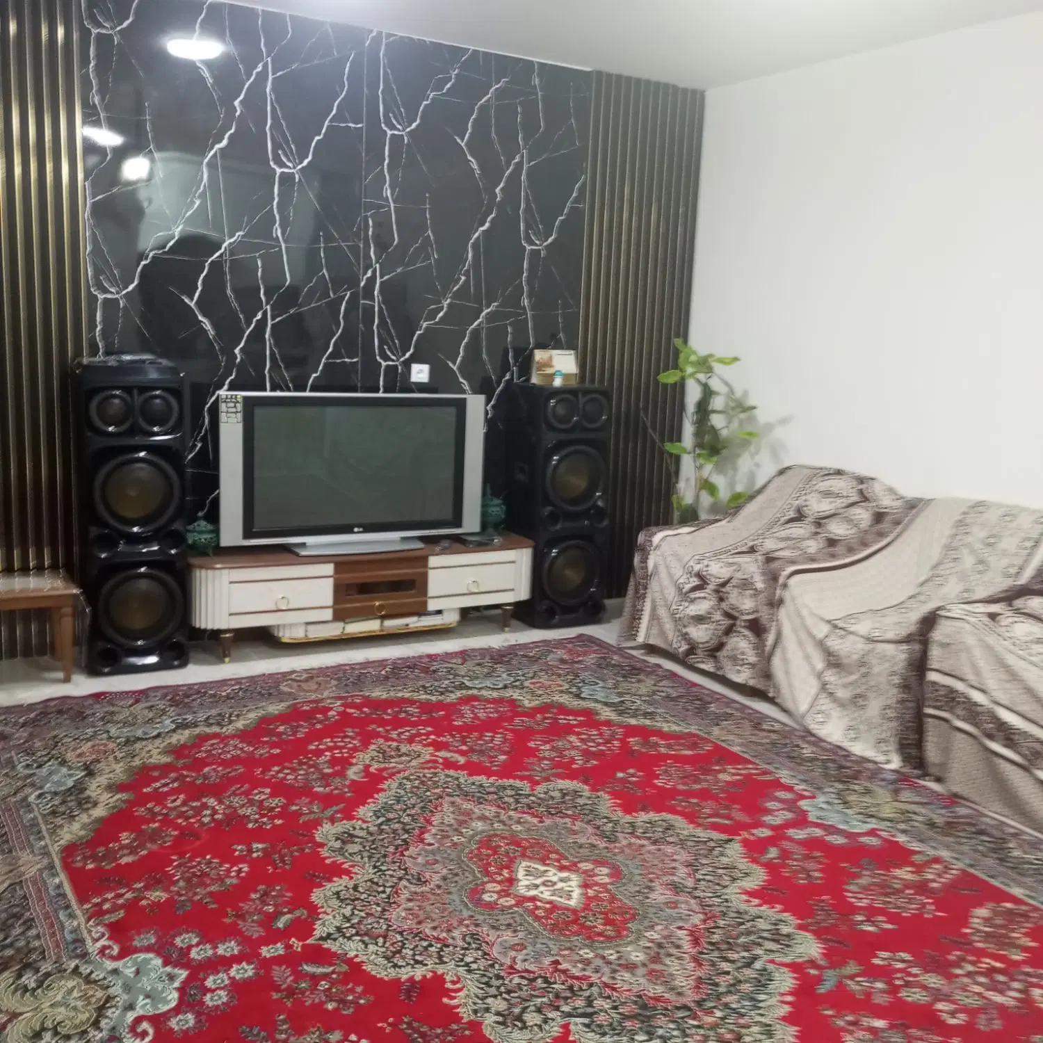 EmPerial|صوتی و تصویری|بیرجند, |دیوار