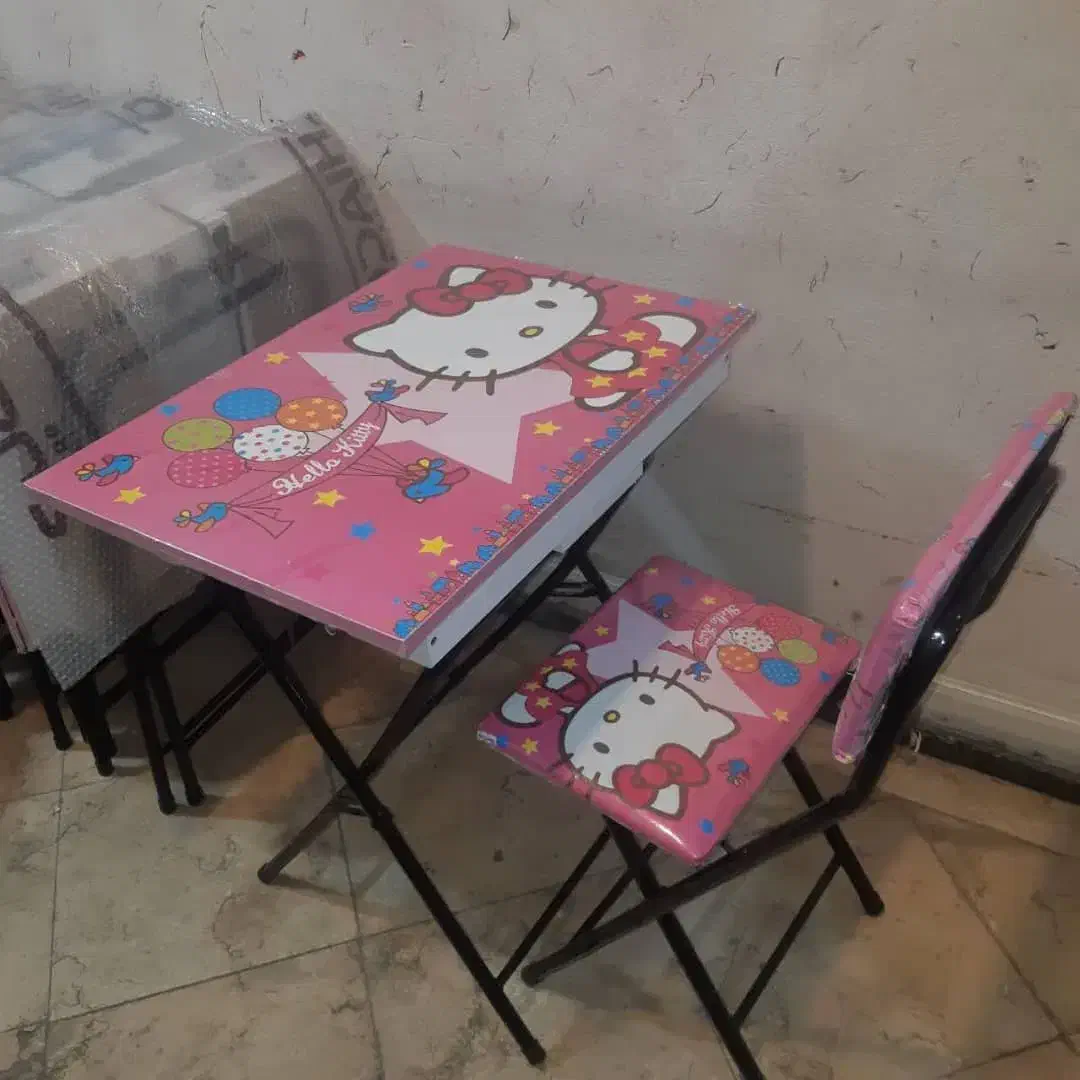 میز تحریر کیتی|اسباب و اثاث بچه|بندر گناوه, |دیوار