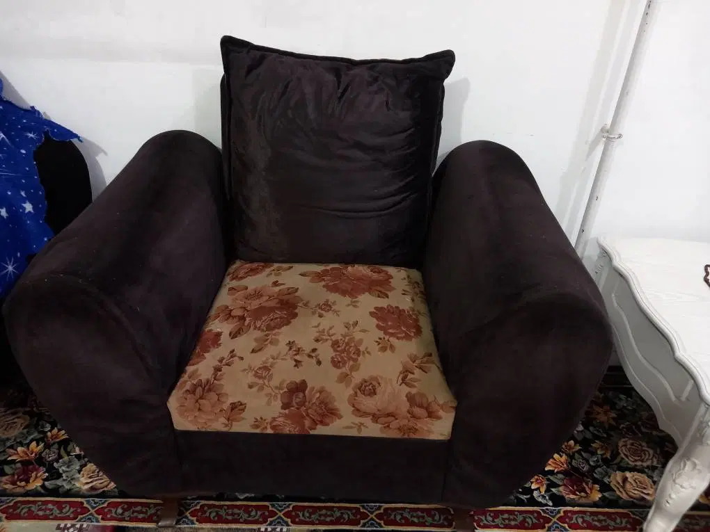 مبل|مبلمان خانگی و میز عسلی|لاهیجان, لیالستان|دیوار