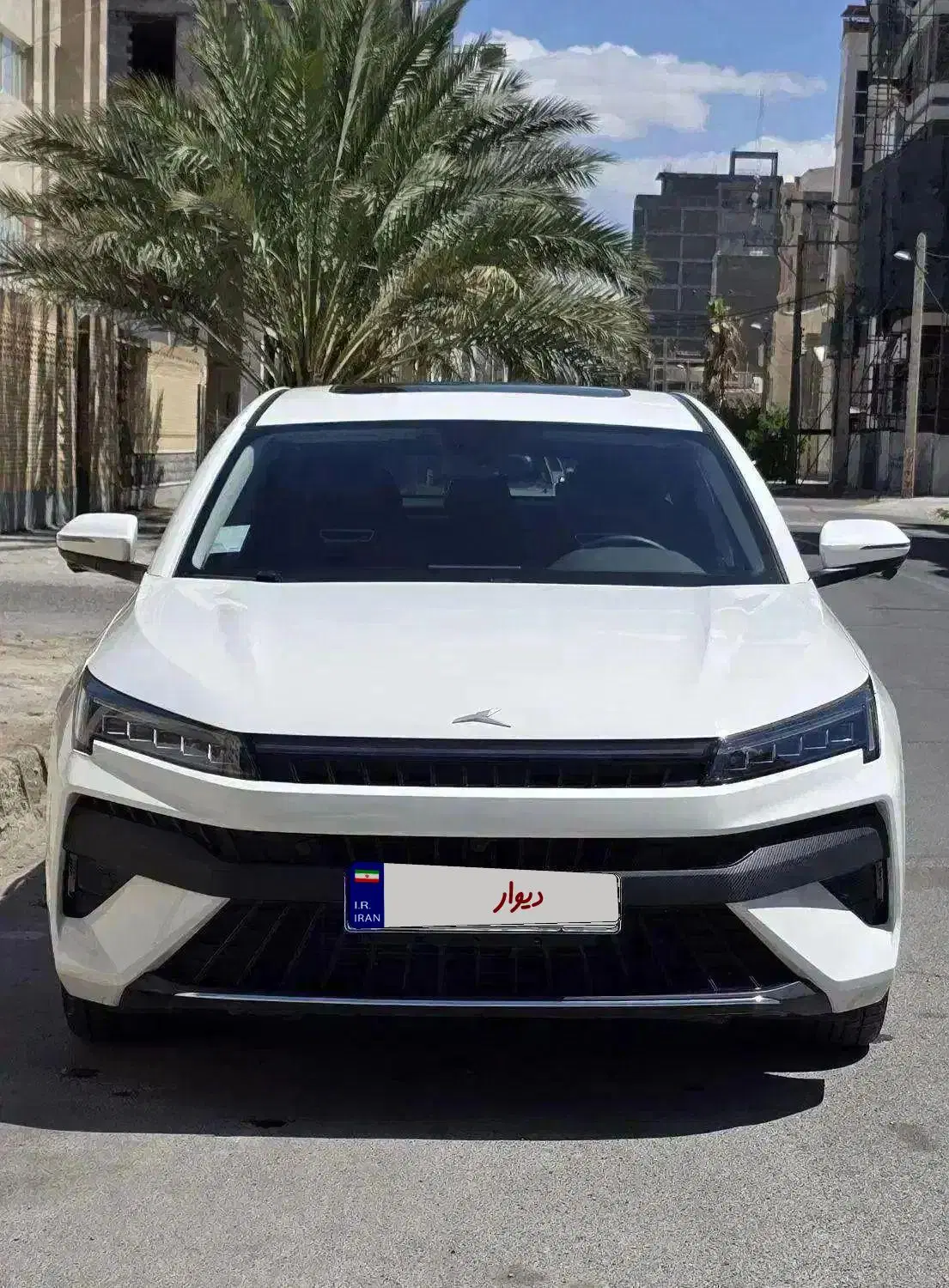 kmc j7سفید1404|خودرو سواری و وانت|زاهدان, |دیوار