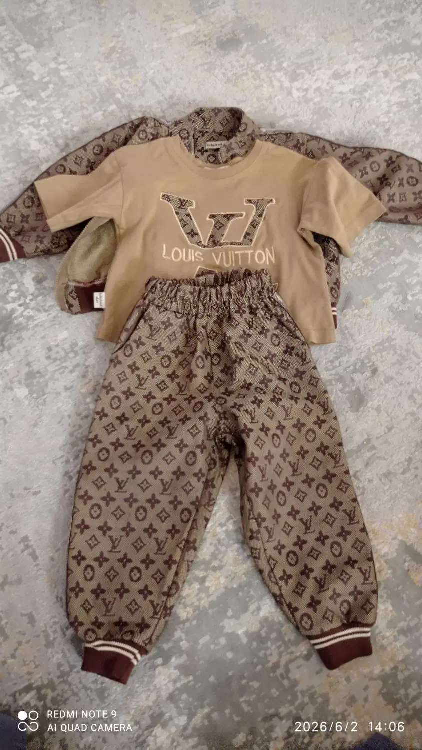 Louis Vuitton|کفش و لباس بچه|تهران, دولت‌آباد|دیوار