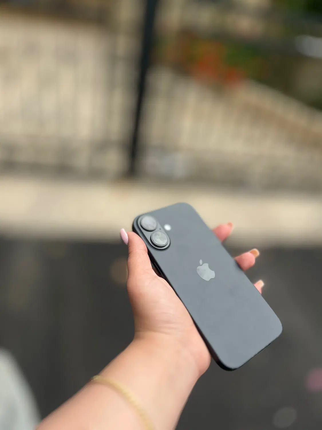 iphone 16 normal black 128|موبایل|رشت, نامجو|دیوار