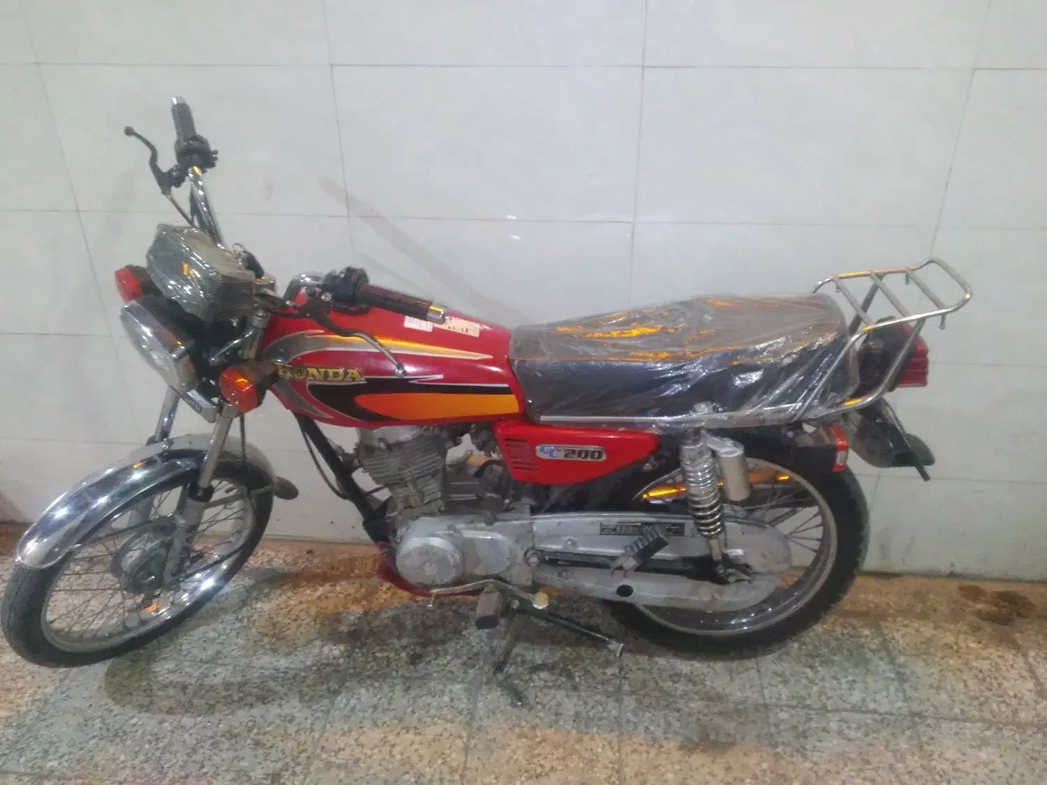 هندا۱۲۵|موتورسیکلت|بروجرد, |دیوار