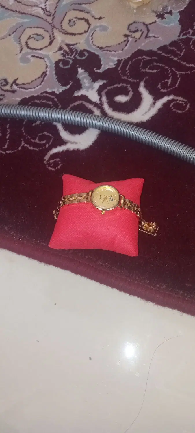 ساعت|ساعت|فلاورجان, |دیوار