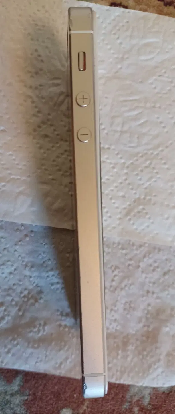 آیفون 5s|موبایل|اصفهان, کوی سپاهان|دیوار