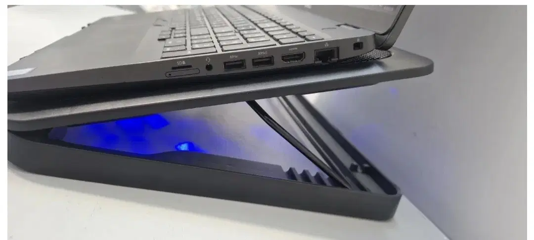 ۱۶ram 512. Dell|رایانه همراه|مه ولات, |دیوار