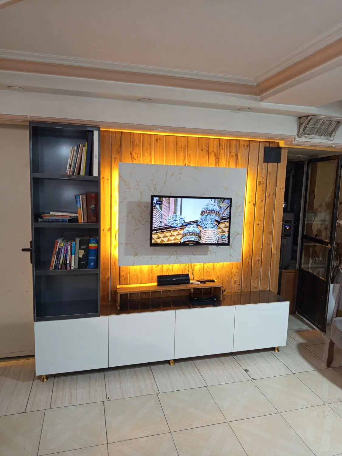 میز TV|میز تلویزیون|اندیشه, اندیشه فاز ۴|دیوار