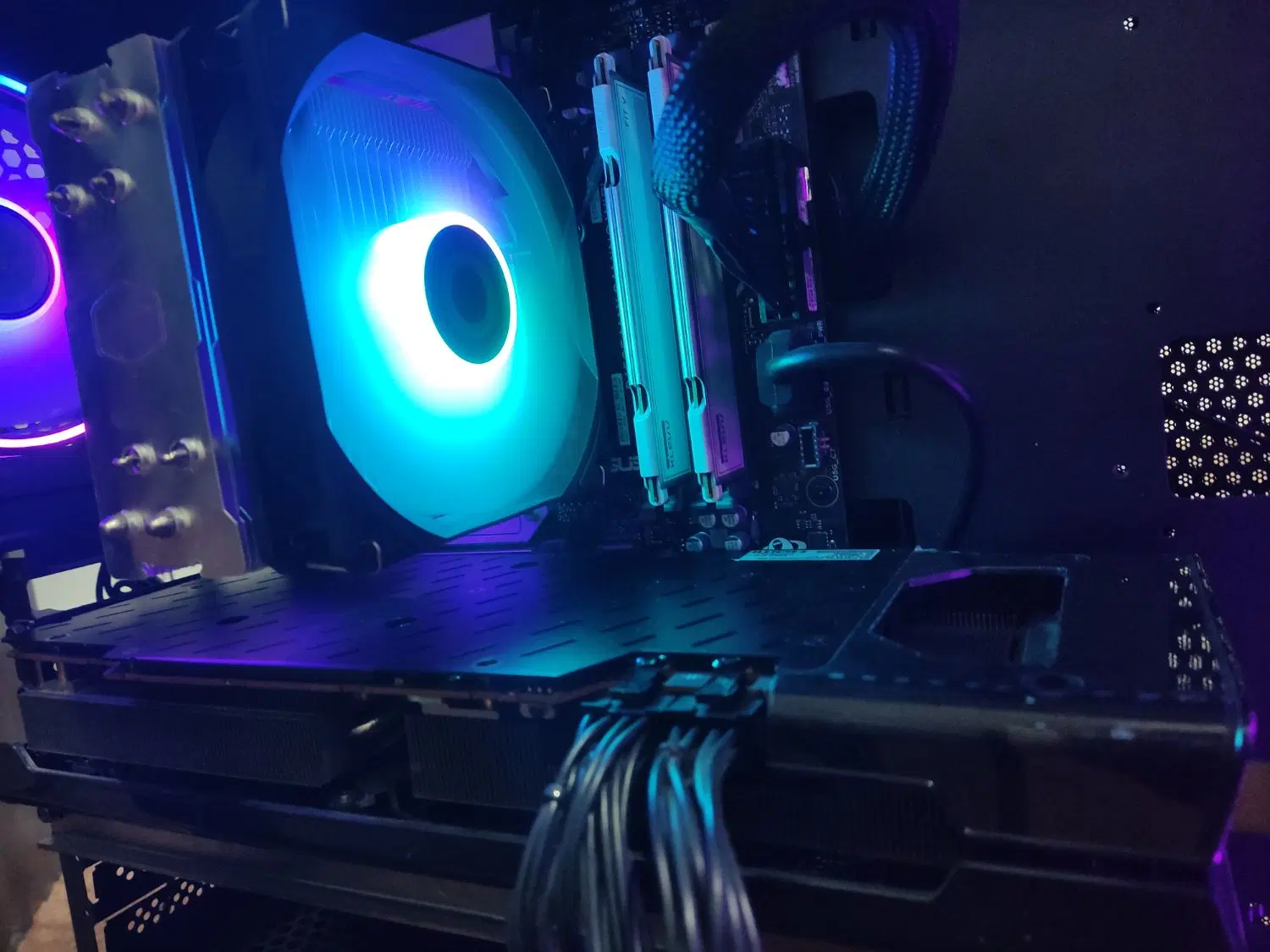 rx6800 xfx|قطعات و لوازم جانبی رایانه|دیلم, |دیوار
