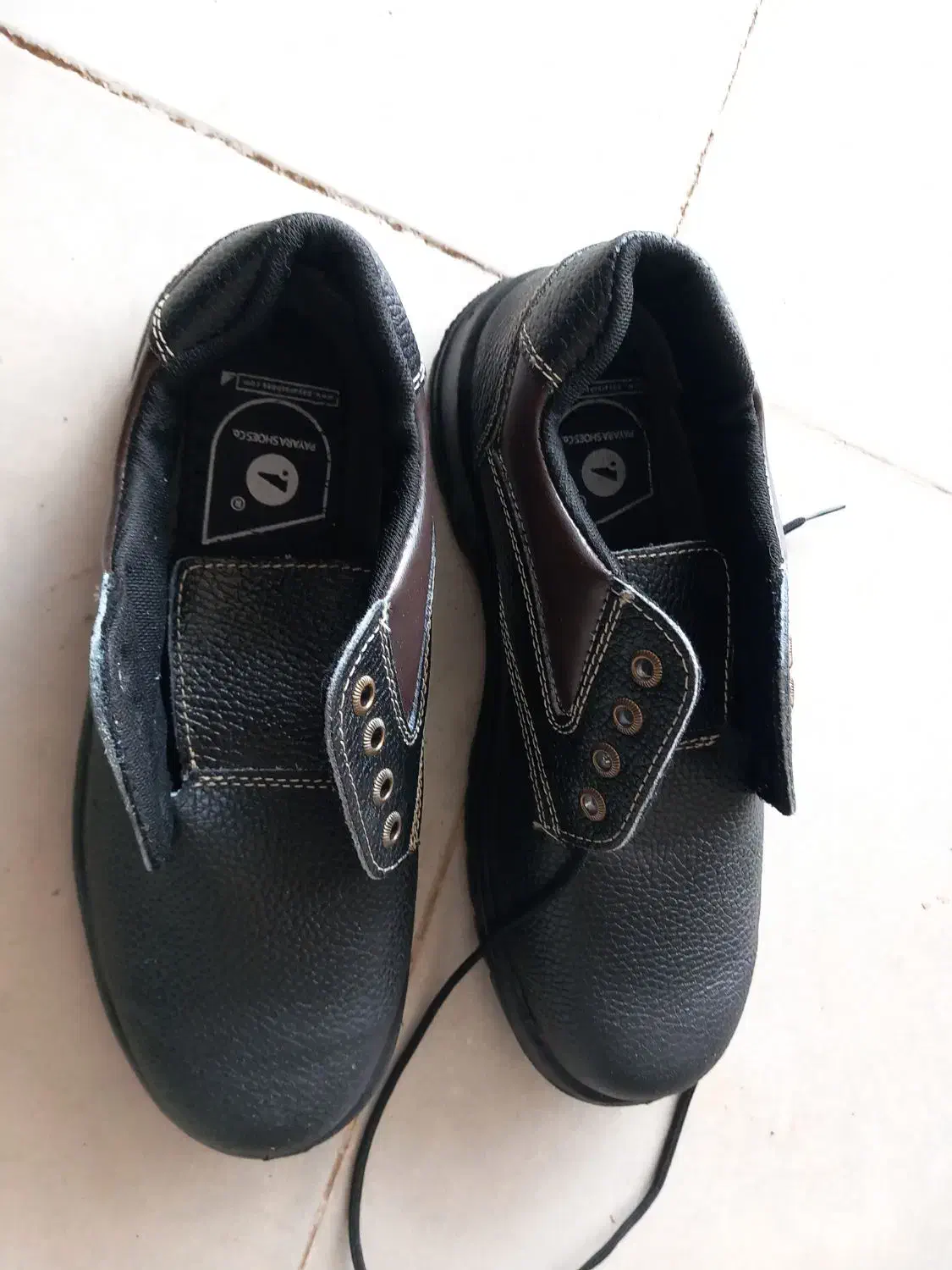 کفش کار|کیف، کفش، کمربند|گناباد, |دیوار