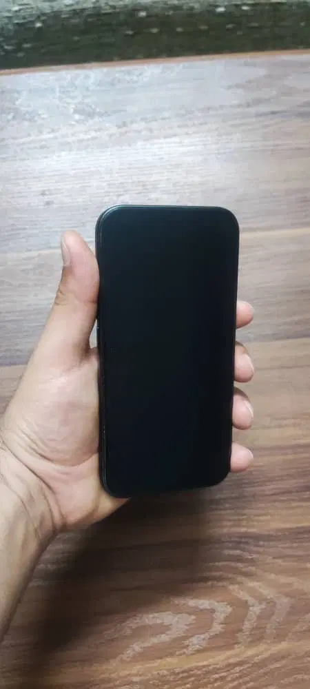 iphon 16 normal|موبایل|اصفهان, باغ نگاره|دیوار