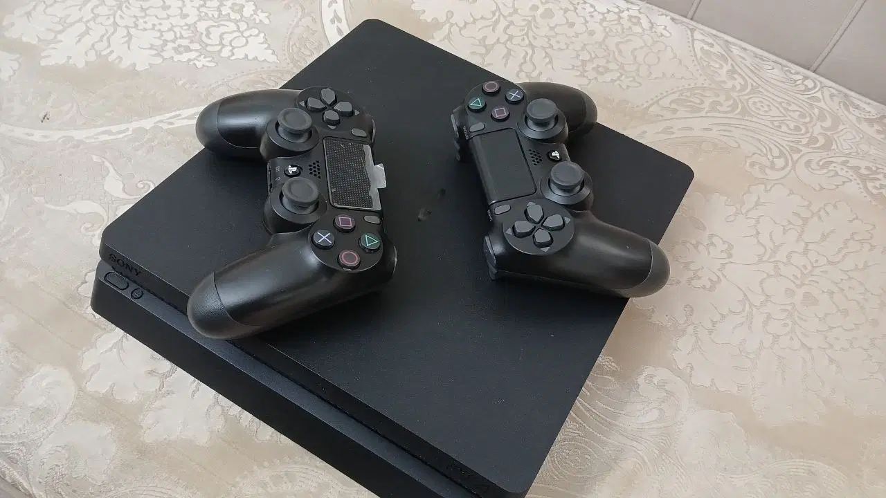 1ترا Ps4 Slim|کنسول، بازی ویدئویی و آنلاین|پرند, فاز ۵|دیوار