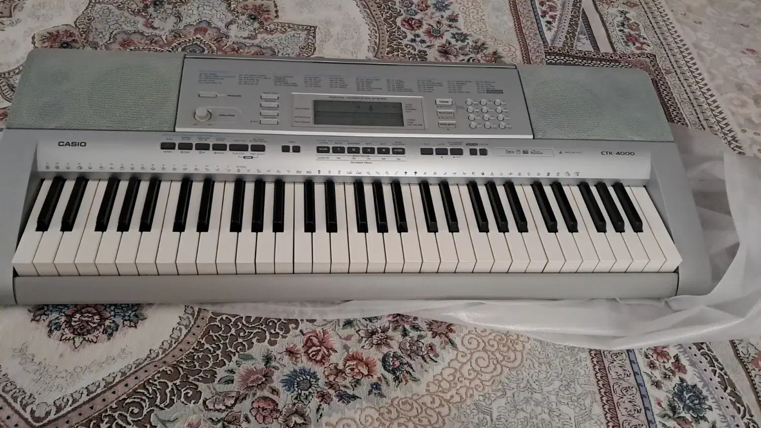 CASIO CTK 4000|پیانو، کیبورد، آکاردئون|شیراز, پودنک|دیوار