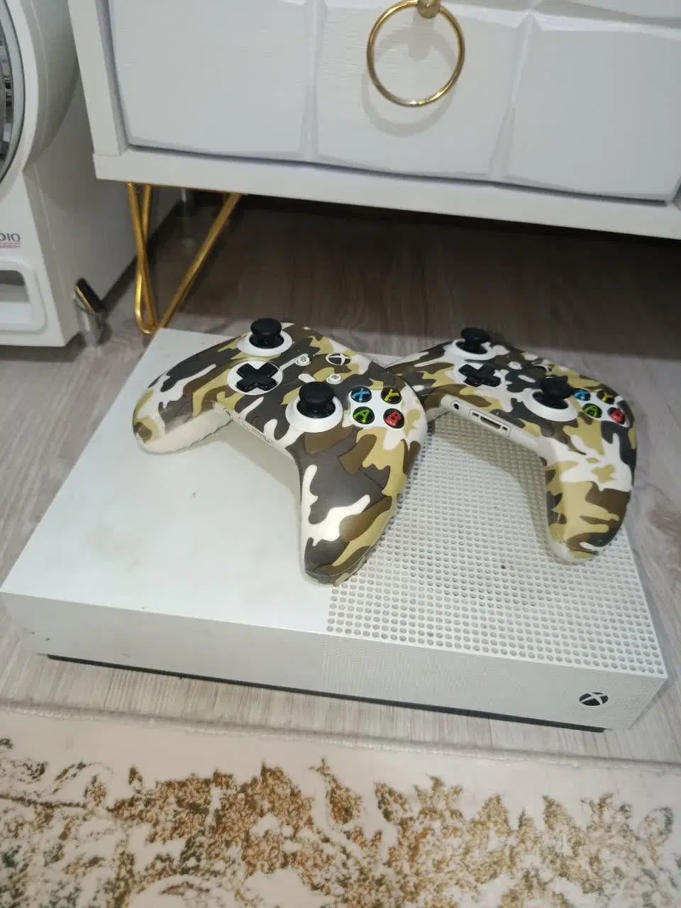 Xbox One s|کنسول، بازی ویدئویی و آنلاین|قم, انصار‌الحسین|دیوار