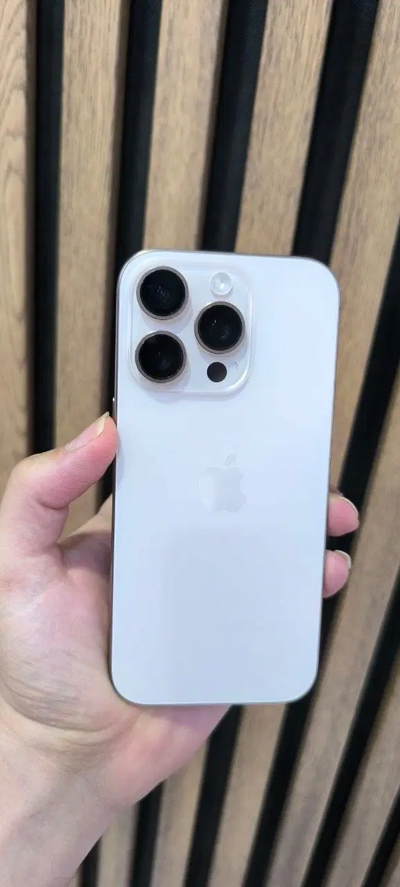 Iphone 16 pro|موبایل|قم, شاه ابراهیم|دیوار