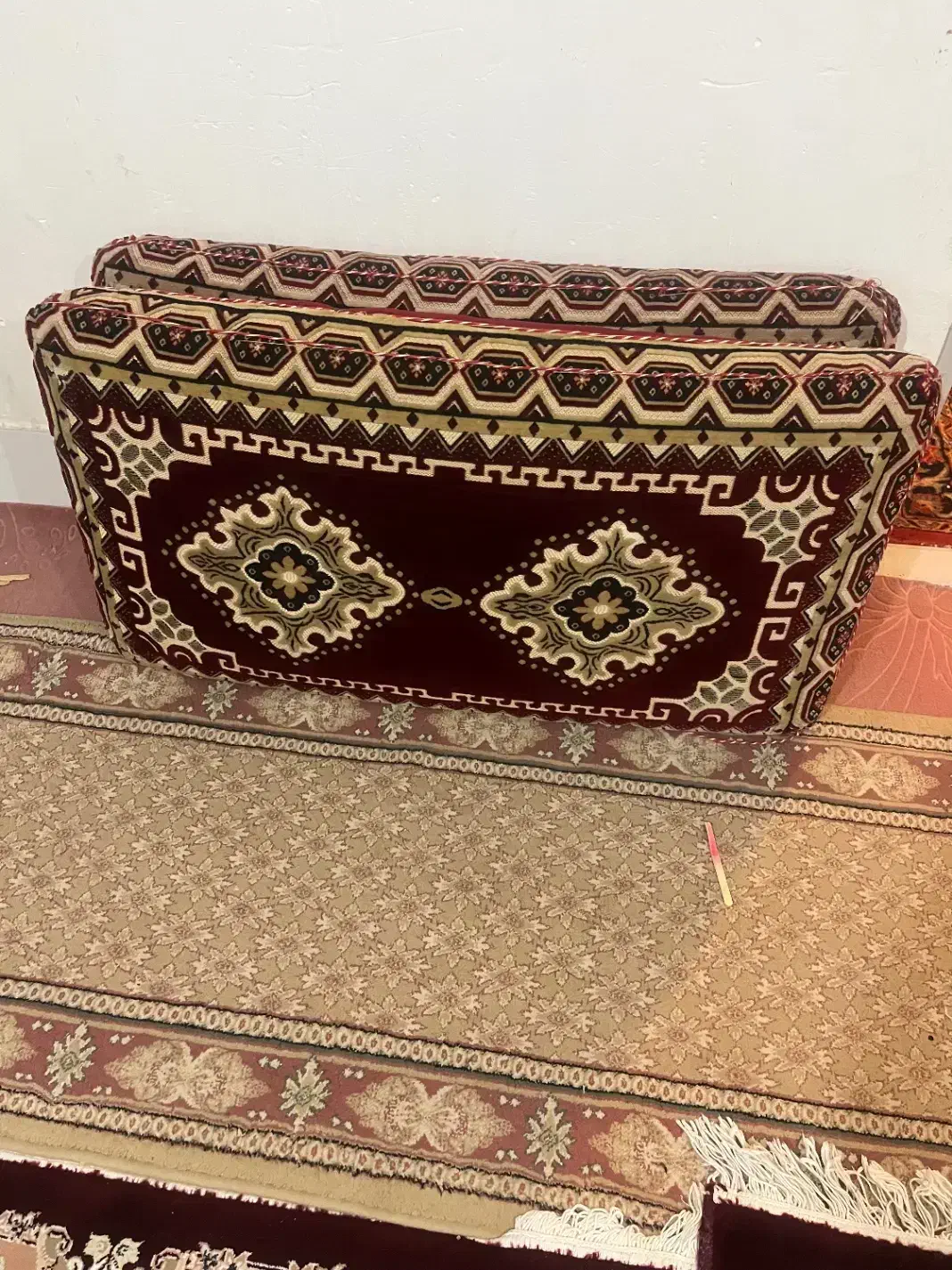 پشتی|پشتی|خمین, |دیوار