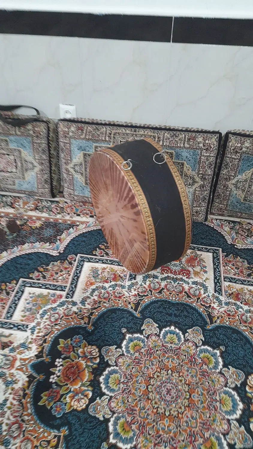 دهول|سازهای سنتی|سنندج, |دیوار