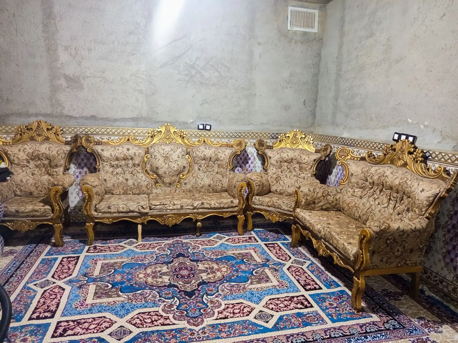 مبل|مبلمان خانگی و میز عسلی|هیرمند, |دیوار