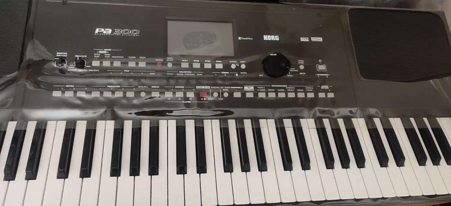 KORG PA300|پیانو، کیبورد، آکاردئون|سردشت, |دیوار