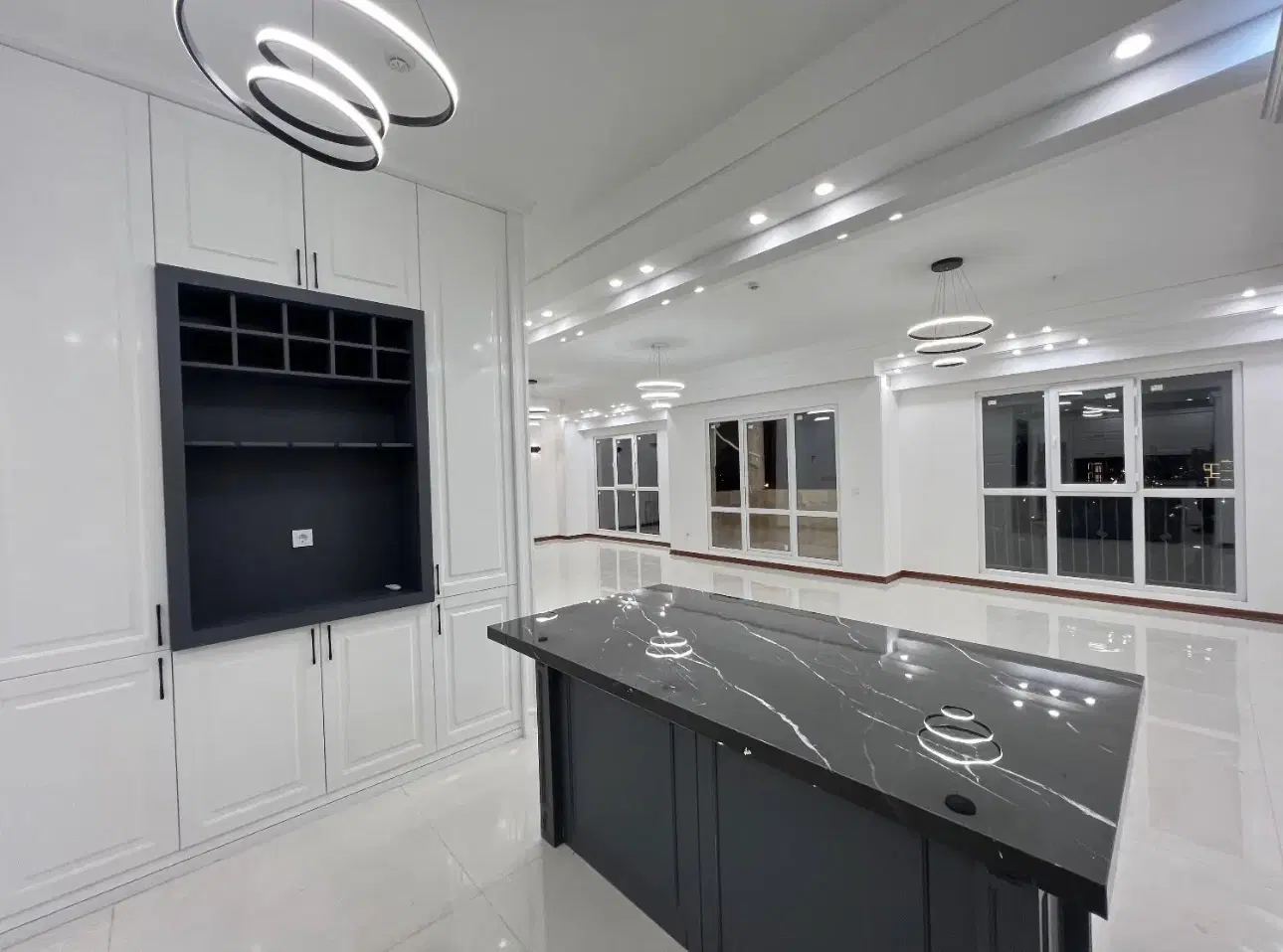 ۱۸۰متری صفر/تکواحدی/سندآماده/لابی/تاپ لوکیشن