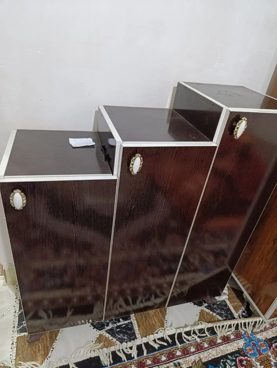 جاکفشی|جاکفشی، کمد، دراور|خرمآباد, |دیوار