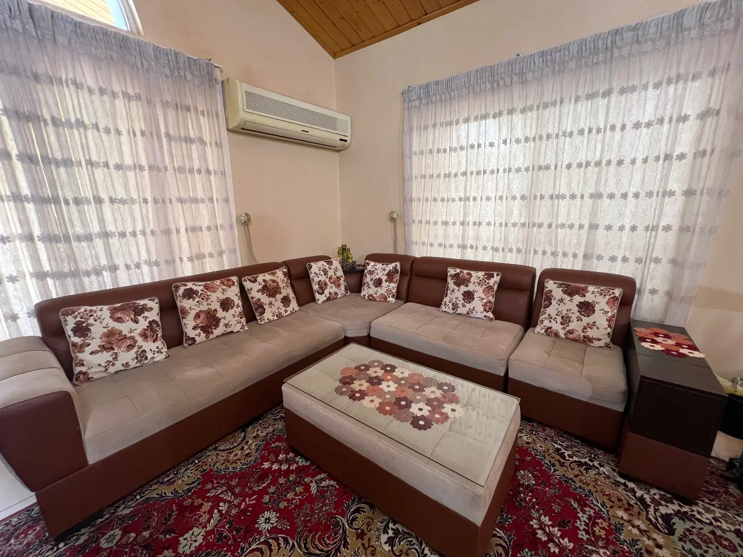 فرش|مبلمان خانگی و میز عسلی|کلارآباد, |دیوار