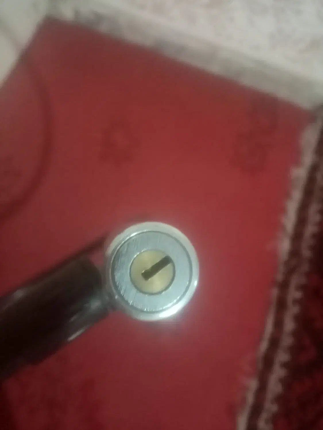 قفل|ابزارآلات|سبزوار, قصبه غربی|دیوار