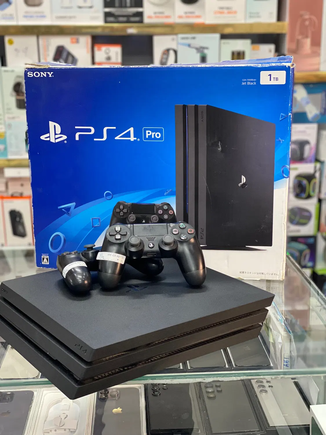 Ps4pro 1T|کنسول، بازی ویدئویی و آنلاین|جم, |دیوار
