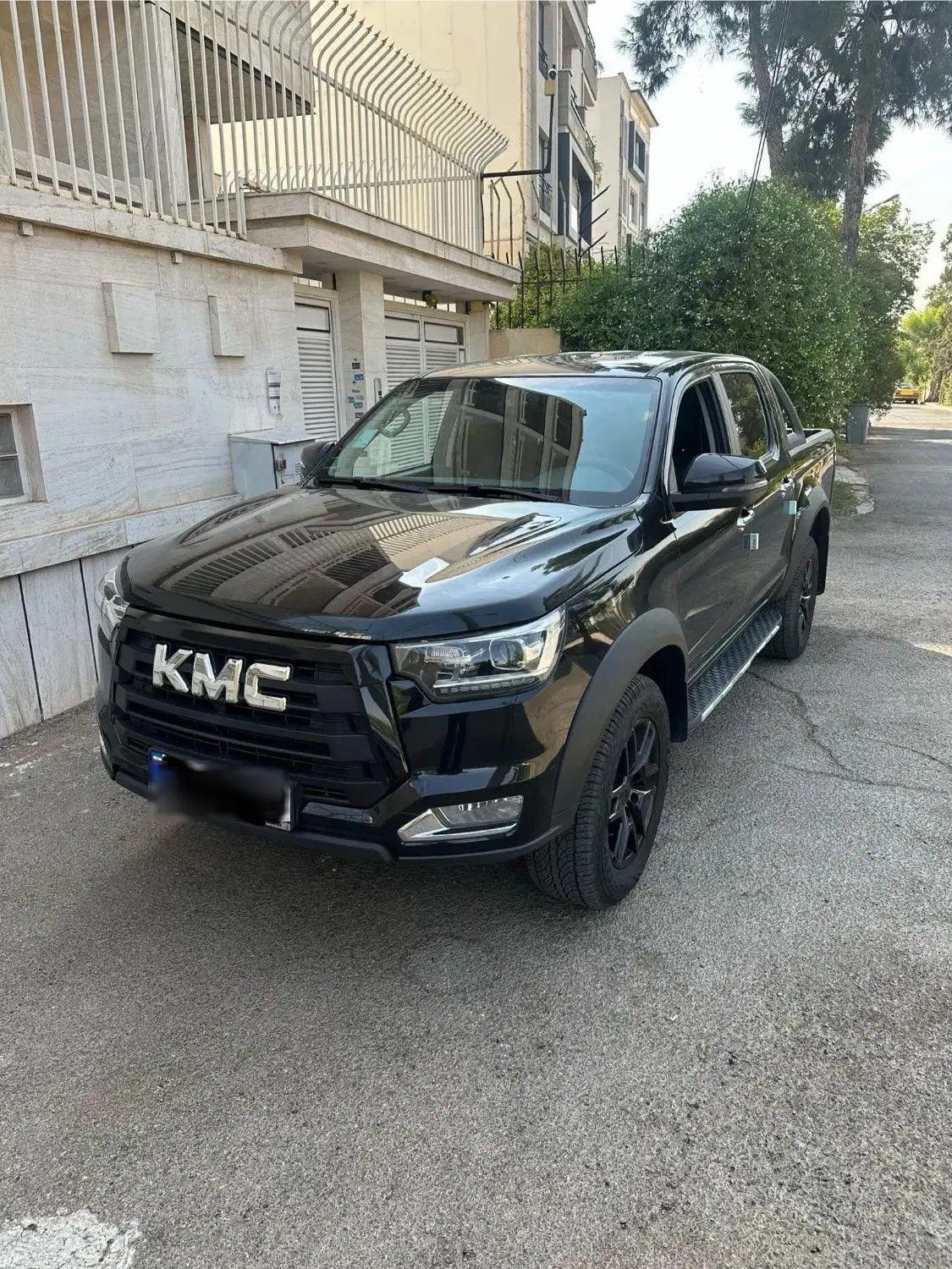 kmc t8 1404|خودرو سواری و وانت|شیراز, قصرالدشت|دیوار