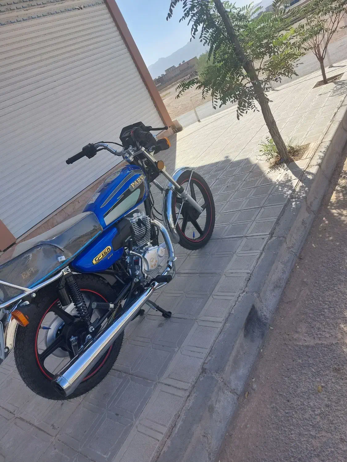 پرواز۱۵۰|موتورسیکلت|قائن, |دیوار