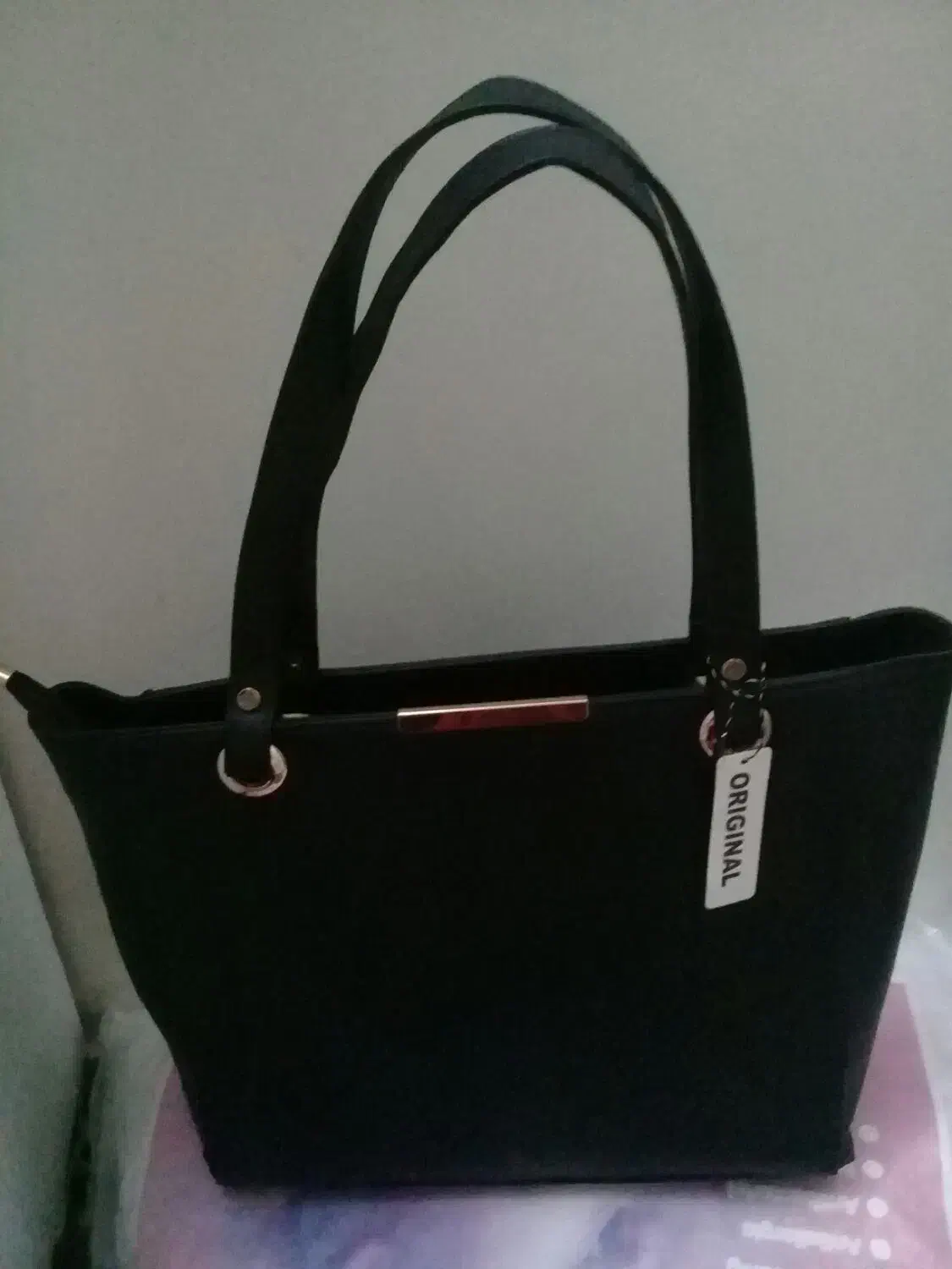 کیف زنانه|کیف، کفش، کمربند|شیروان (خراسان), |دیوار