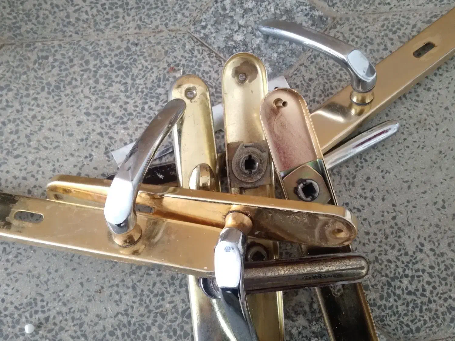 دستگیره در|ابزارآلات|همدان, |دیوار