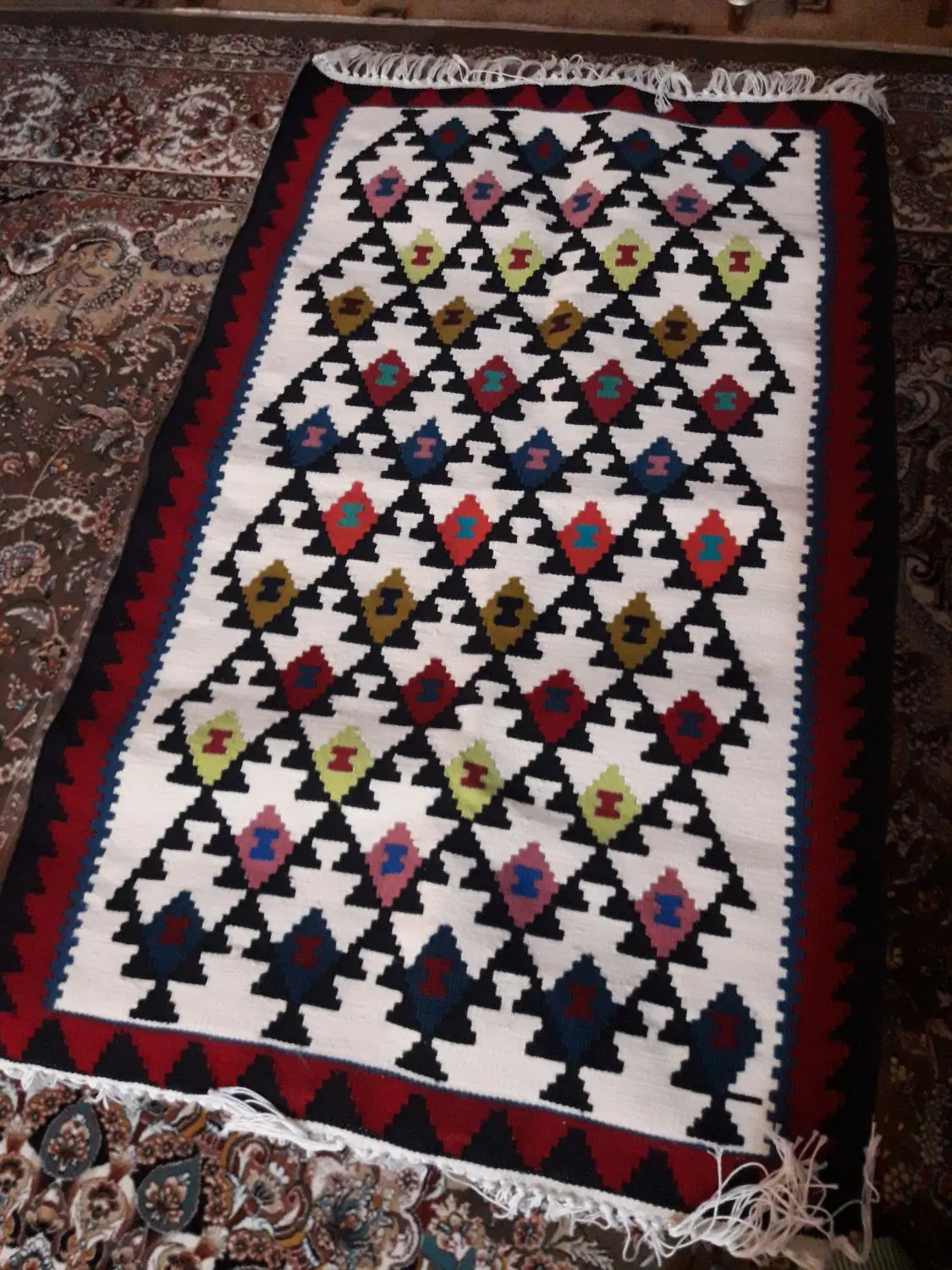 گلیم|پادری|نمین, |دیوار