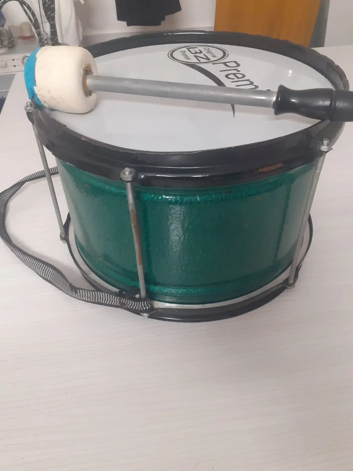 طبل۹۸۰،۰۰۰|درام و پرکاشن|تاکستان, |دیوار