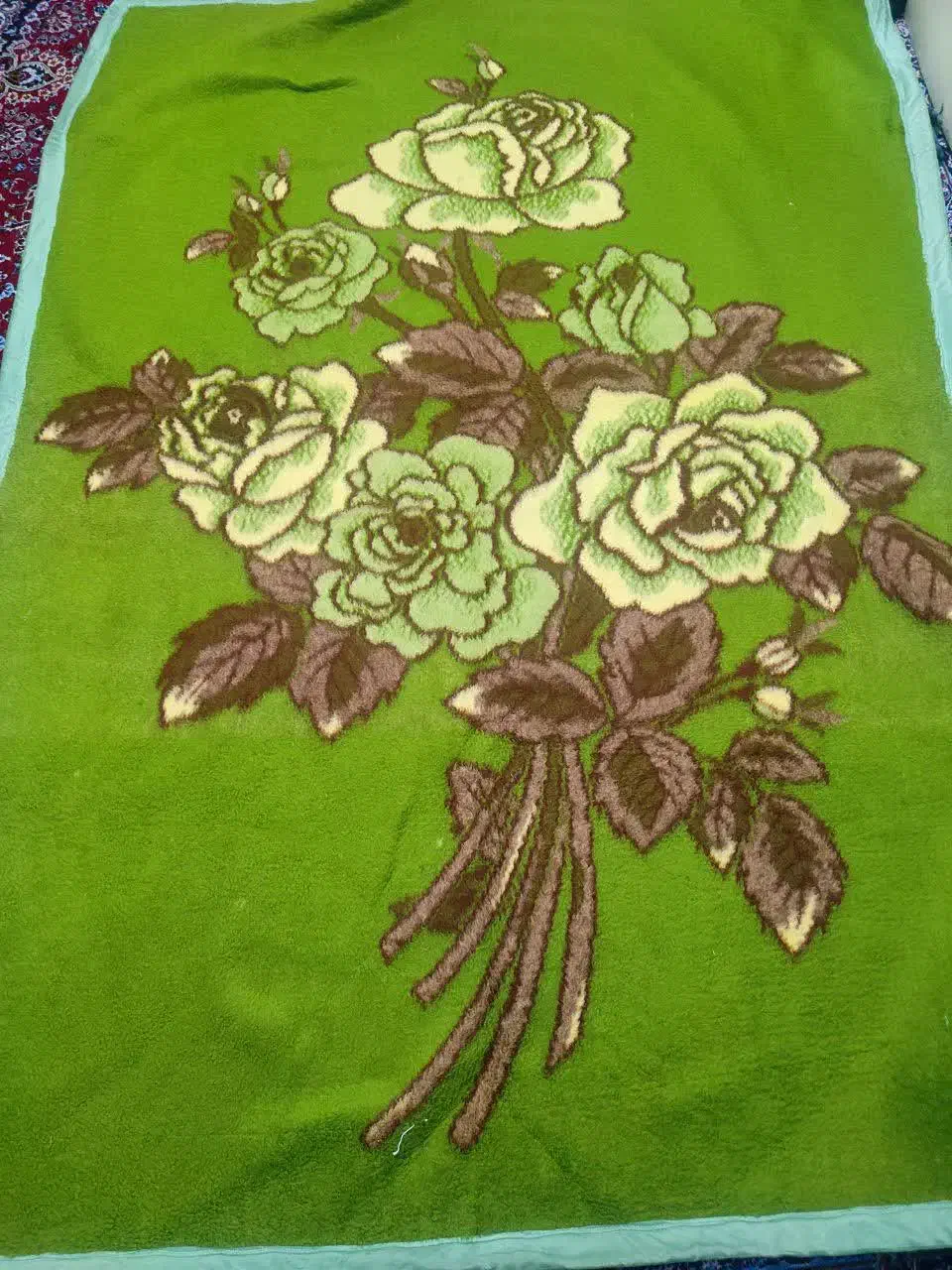 پتو قدیمی|رختخواب، بالش، پتو|قم, نخودی|دیوار