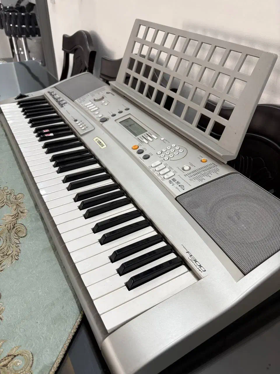 کیبورد Yamaha|پیانو، کیبورد، آکاردئون|تهران, قلهک|دیوار